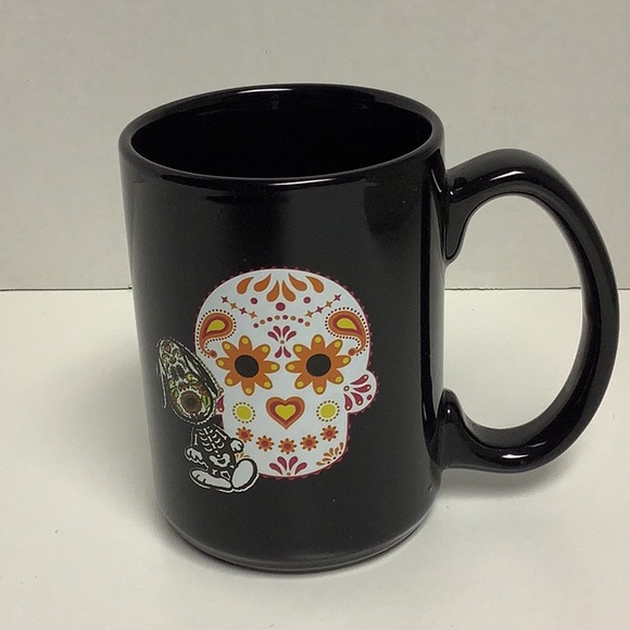 Peanuts 2001 sugar skull with skeleton Snoopy coffee mug - Picture 1 of 6